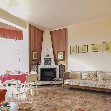 Apartman 2 Bedroom Beautiful In Pieve Ligure