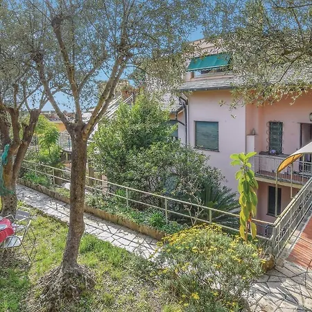 Apartman 2 Bedroom Beautiful In *