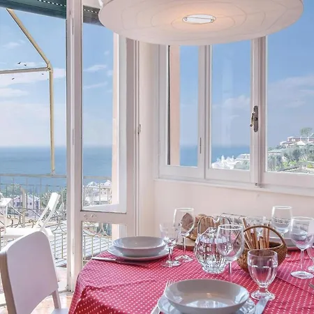 2 Bedroom Beautiful In Apartment Pieve Ligure