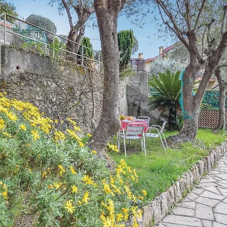 Apartman 2 Bedroom Beautiful In Pieve Ligure